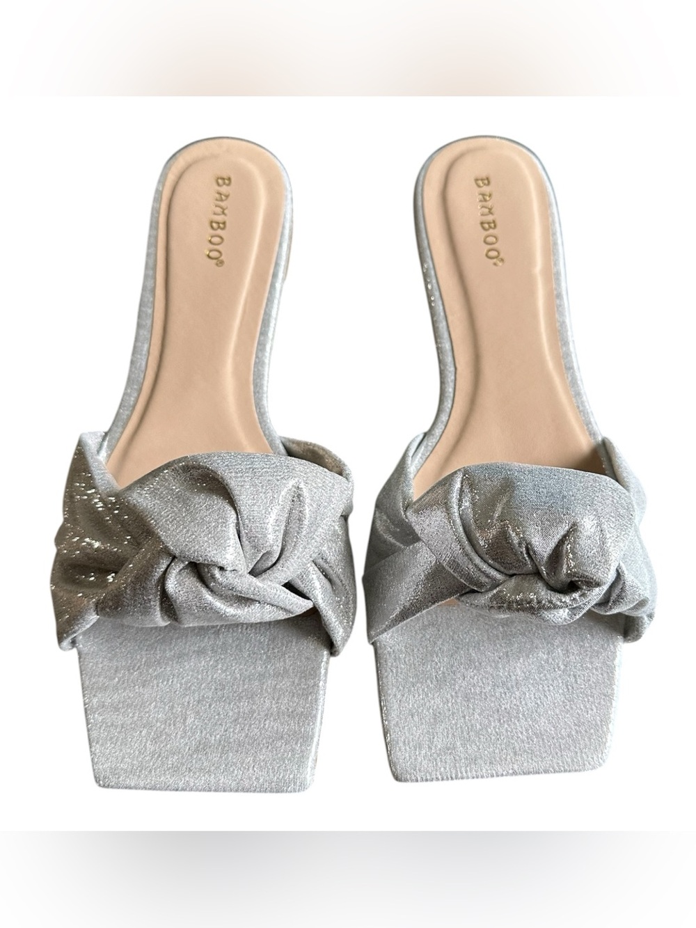 NWB Bamboo metallic knot slide in flat size 8.5
